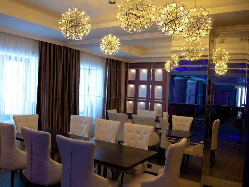 Absolute Hotel Nur-Sultan  Exterior photo