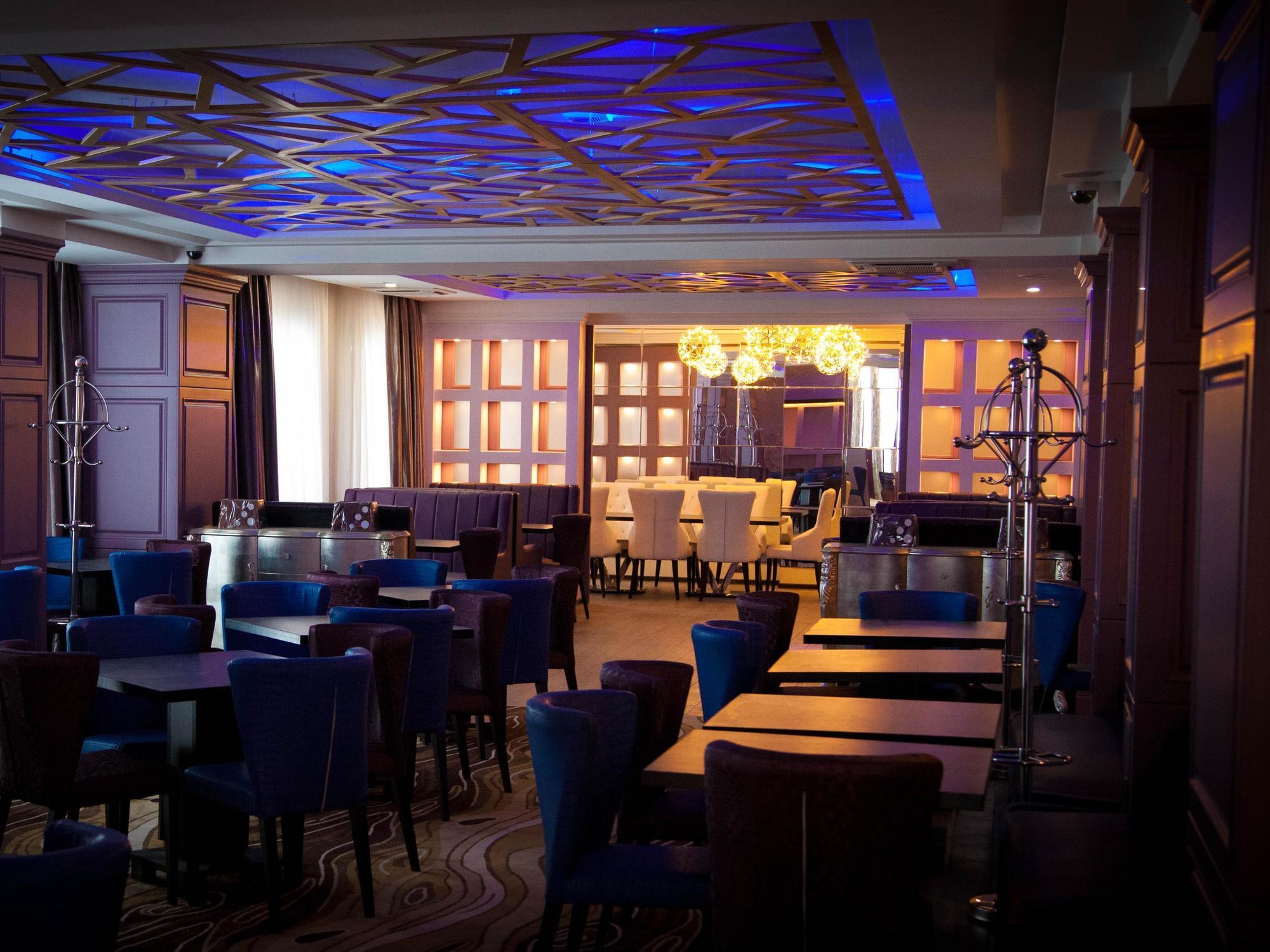 Absolute Hotel Nur-Sultan  Exterior photo